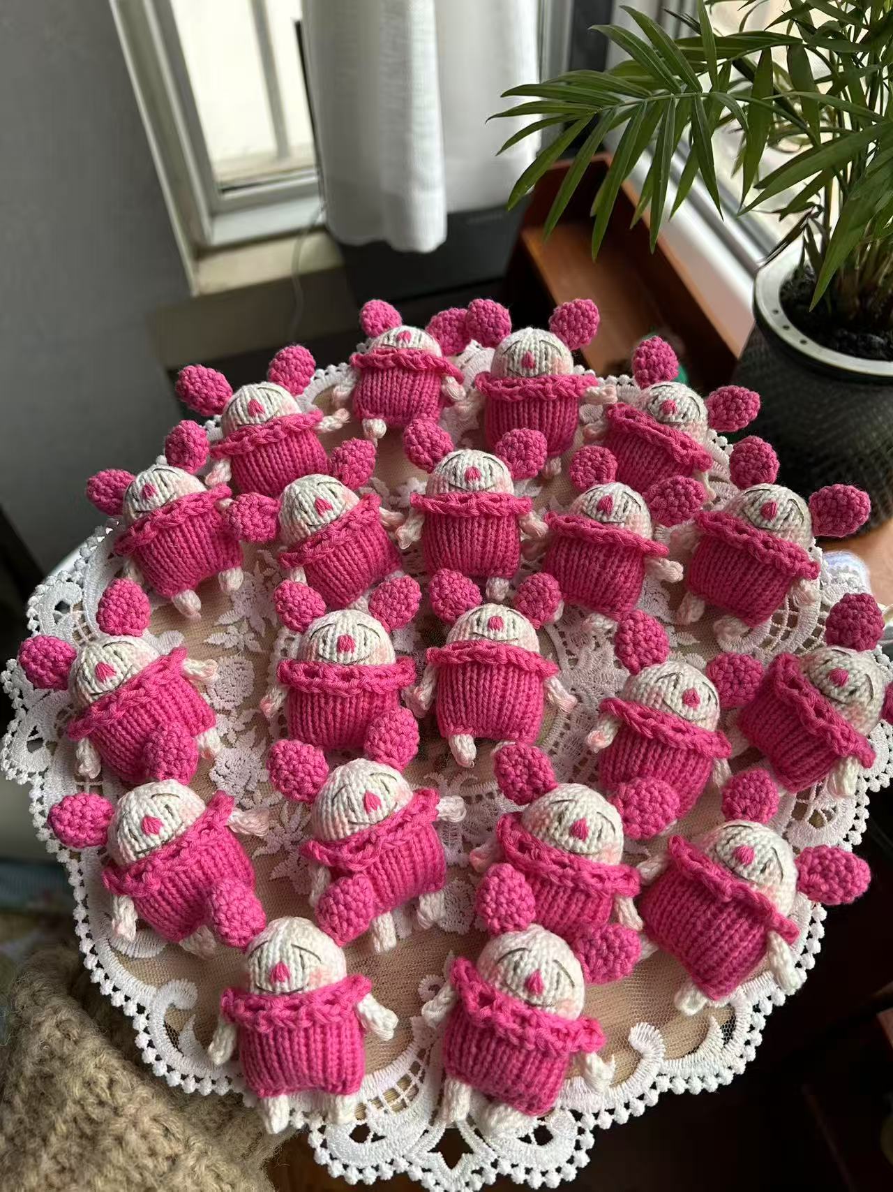 Unique Hand - crocheted Mini Dolls: Tiny Treasures of Craftsmanship